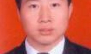 杨波