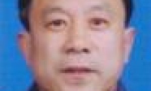 邱士伦