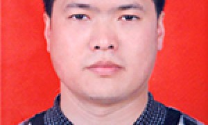 李英