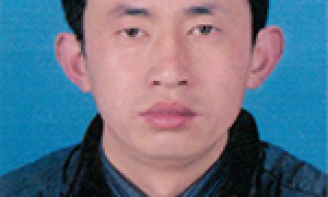 靳书申