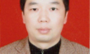 鲁巍